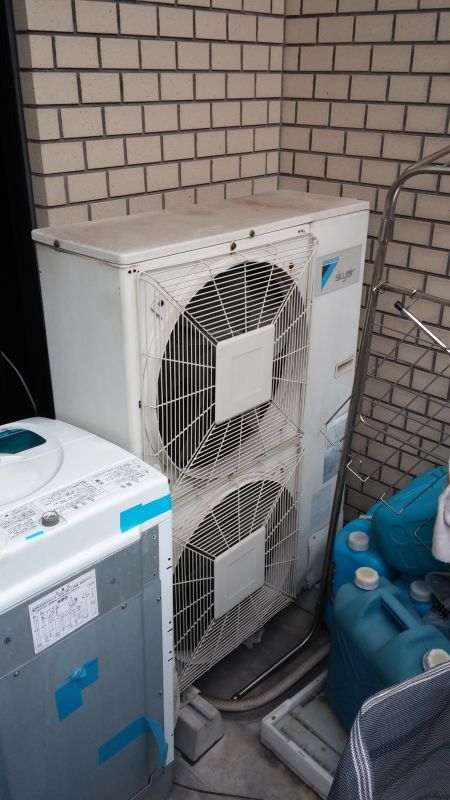 画像: ダイキン（DAIKIN）業務用エアコン修理　天カセタイプ　大阪府守口市　美容室